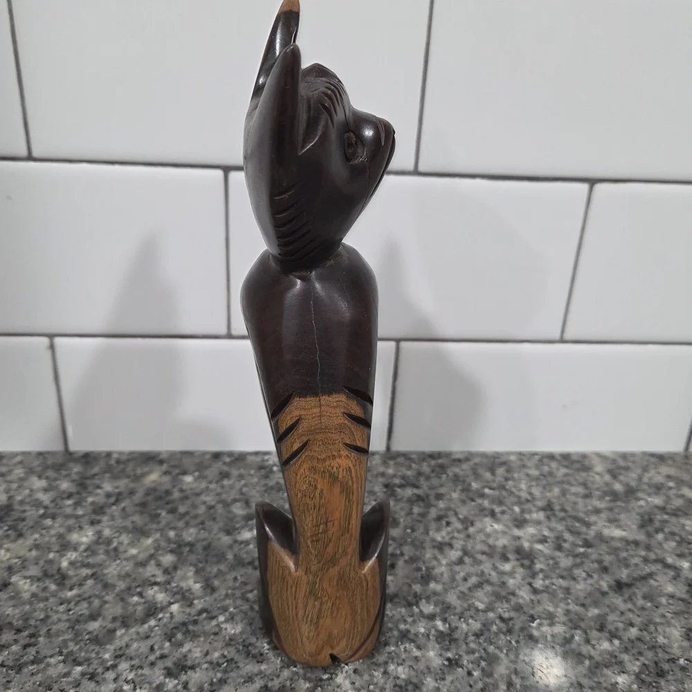 Wooden Carved Cat Figurine - Dark Brown - Picture 3 of 10